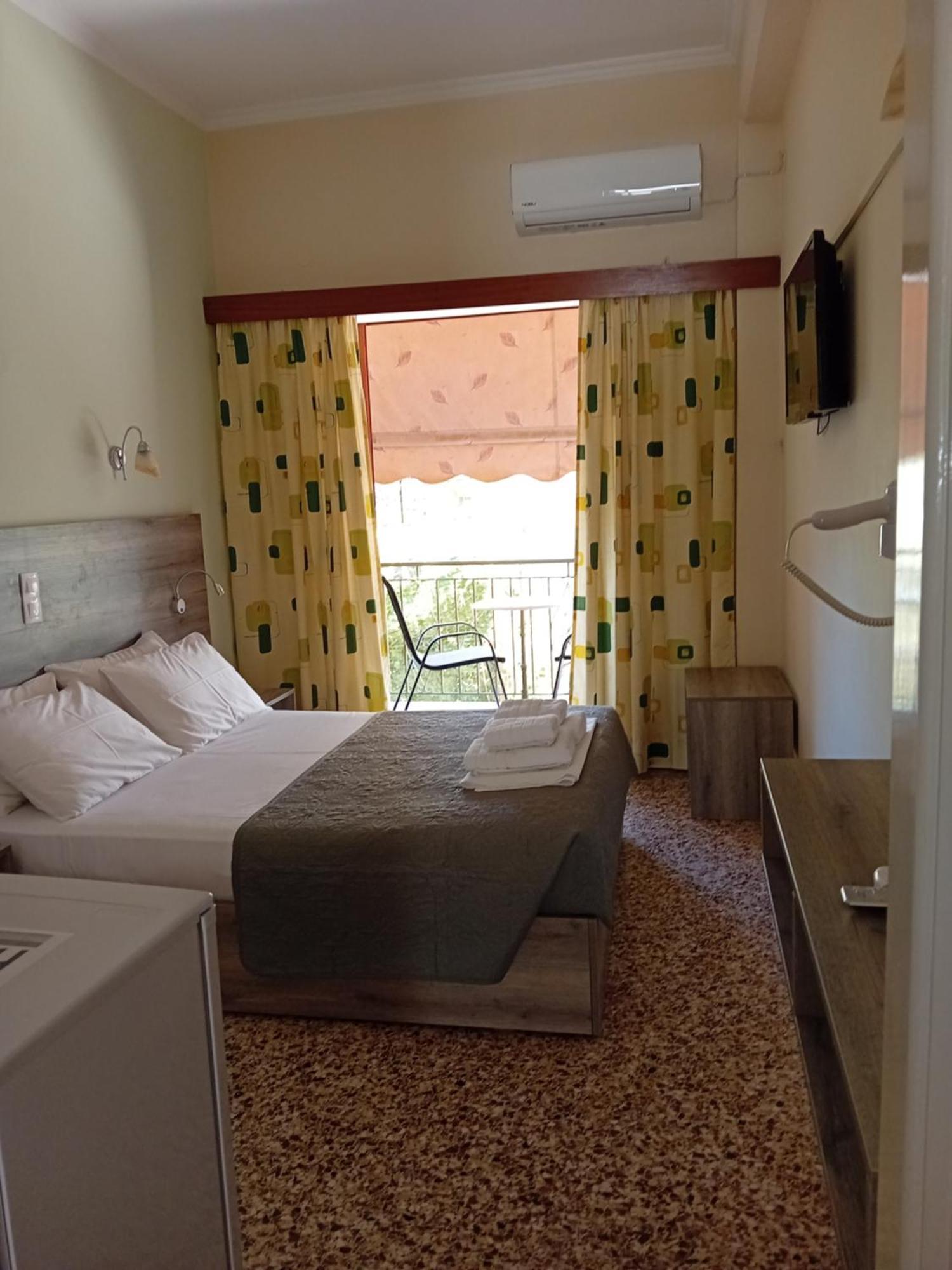 Hermes Agia Marina  Экстерьер фото